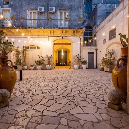 Apulia Honor Palace Vila *