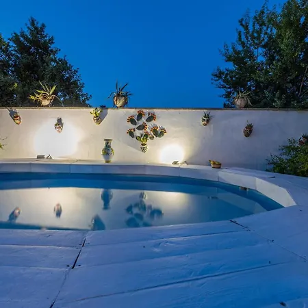 Apulia Honor Palace Vila *