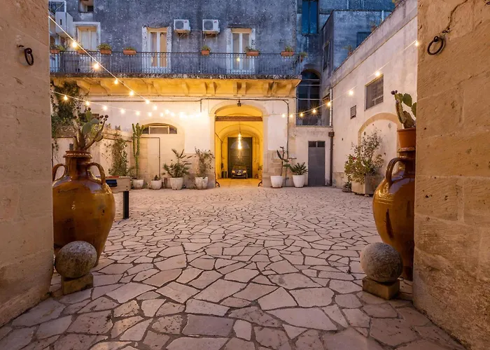 Apulia Honor Palace Villa *
