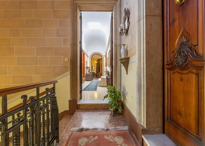 Apulia Honor Palace Villa *