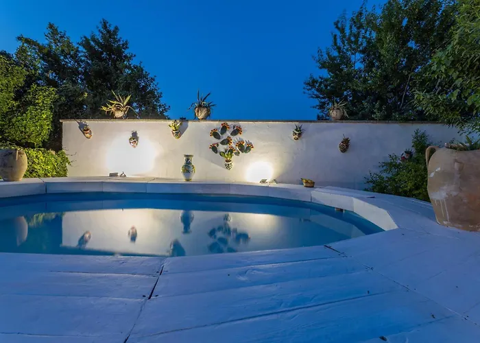 Apulia Honor Palace Villa *