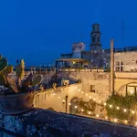 别墅 Apulia Honor Palace *