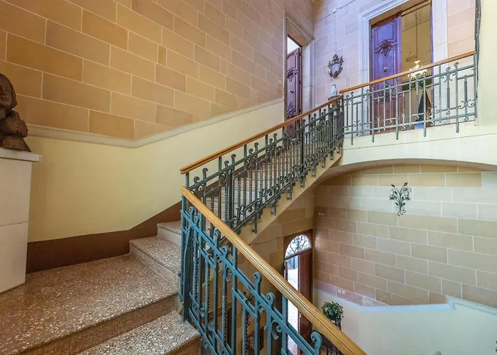Vila Apulia Honor Palace *
