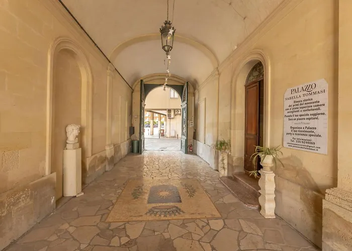 Apulia Honor Palace *