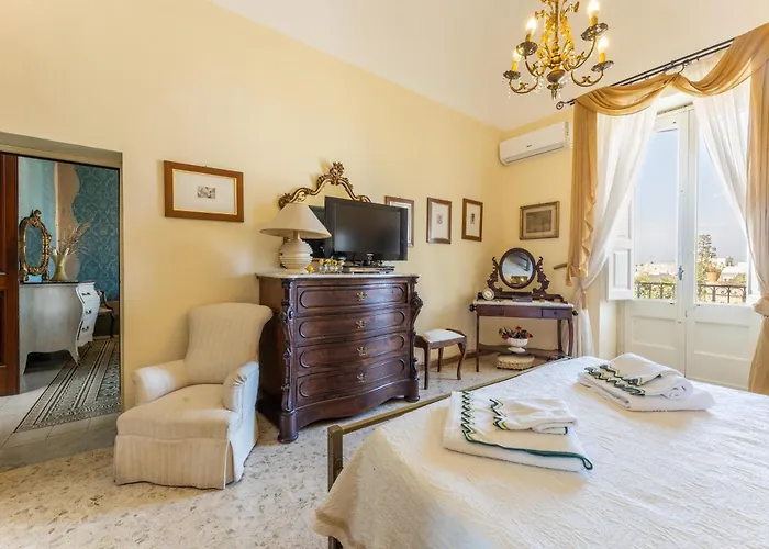 Apulia Honor Palace *